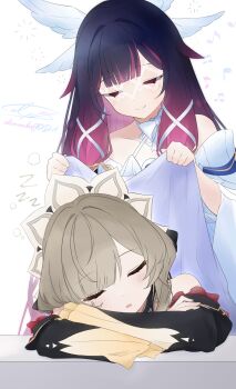 2girls absurdres arm_rest bare_shoulders black_hair blanket brown_hair closed_eyes closed_mouth columbina_(genshin_impact) commentary_request crossed_arms dress eye_mask genshin_impact gradient_hair head_rest head_wings highres holding holding_blanket implied_yuri karu_(calpis8222) long_hair mask mixed-language_commentary multicolored_hair multiple_girls musical_note open_mouth partial_commentary pink_hair sandrone_(genshin_impact) short_hair_with_long_locks signature simple_background sitting sleeping smile standing twitter_username white_background white_dress white_headdress white_mask wings zzz