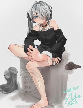 1girl absurdres armpit_crease asymmetrical_hair bare_legs bare_shoulders barefoot black_boots black_shirt black_shorts blue_eyes boots breasts brown_socks closed_mouth dated eyelashes feet foot_focus full_body fur_trim grey_background grey_hair hair_intakes hair_over_one_eye hashtag-only_commentary highres hisui_(ashiurakyou) legs long_sleeves looking_down off_shoulder original shirt shorts signature simple_background sitting small_breasts socks soles solo spread_toes toes unworn_boots unworn_socks watermark