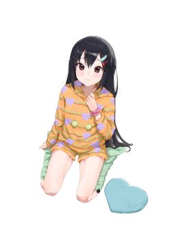 1girl black_hair brown_eyes closed_mouth food-themed_hair_ornament green_socks hair_down hair_ornament hairpin heart heart_print highres k-on! long_hair looking_at_viewer nakano_azusa omochiarts orange_pajamas pajamas pink_scrunchie print_pajamas scrunchie simple_background sitting smile socks solo strawberry_hair_ornament thighs white_background wrist_scrunchie