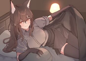 1girl animal_ears arknights asymmetrical_legwear black_gloves black_pantyhose black_skirt black_thighhighs blush breasts brown_hair closed_mouth collared_shirt come_hither commentary elbow_gloves fox_ears fox_girl franka_(arknights) gloves grey_shirt hair_between_eyes highres indoors lamp long_hair looking_at_viewer lying medium_breasts on_bed on_side orange_eyes pantyhose pillow shirt short_sleeves single_leg_pantyhose single_thighhigh skirt smile solo suzubotan thighhighs uneven_legwear