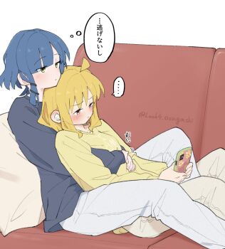 2girls ahoge alternate_costume blonde_hair blue_hair blush bocchi_the_rock! commentary_request couch earphones hair_down hair_ornament hairclip highres holding holding_phone hug hug_from_behind ijichi_nijika long_hair look4_osagashi lying_on_another multiple_girls on_couch on_pillow parallel_hairclips phone pillow red_eyes short_hair simple_background translation_request white_background yamada_ryo yellow_eyes yuri