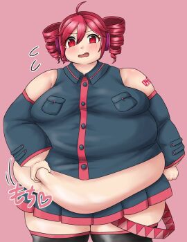 1girl ahoge arm_tattoo belly_grab big_belly black_shirt black_skirt black_sleeves black_thighhighs blush breasts collared_shirt detached_sleeves drill_hair fat fat_woman hair_between_eyes hair_tubes hand_on_own_stomach headphones headset heart highres kasane_teto medium_breasts miniskirt obese open_mouth pink_background red_eyes red_hair shirt short_hair skirt sleeveless sleeveless_shirt solo sound_effects standing tattoo thick_thighs thighhighs thighs tight_clothes twin_drills utau vocaloid wakuwaku_corporation