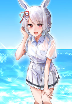 1girl animal_ears blue_sky bow braid clear_sky commentary cowboy_shot crown_braid day dress_shirt ear_ribbon fujimasa_march_(umamusume) grey_hair hand_in_own_hair hand_on_own_thigh highres horizon horse_ears horse_girl kakuteru_sudachi kasamatsu_tracen_school_uniform leaning_forward looking_at_viewer miniskirt ocean open_mouth outdoors pleated_skirt purple_eyes school_uniform shirt short_hair short_sleeves skirt sky smile solo sparkle standing umamusume umamusume:_cinderella_gray wet wet_clothes wet_hair wet_shirt wet_skirt white_shirt wing_collar