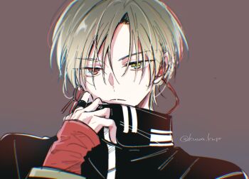 1boy blonde_hair closed_mouth commentary_request earrings grey_background hair_between_eyes hand_up heterochromia high_collar jewelry kannazuki_ai king_of_prism long_sleeves looking_at_viewer male_focus nyonnyon59 parted_bangs pretty_rhythm pretty_series red_eyes short_hair simple_background solo twitter_username upper_body yellow_eyes