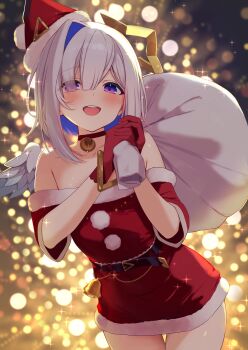 1girl :d absurdres amane_kanata angel_wings bare_shoulders bell belt black_belt blue_hair bob_cut buket_pudding_i choker christmas_tree colored_inner_hair commentary_request dress feathered_wings fur-trimmed_dress fur-trimmed_headwear fur_trim gloves grey_hair hair_over_one_eye halo hands_up hat highres hololive looking_at_viewer mini_wings multicolored_hair neck_bell off-shoulder_dress off_shoulder official_alternate_costume open_mouth outdoors pink_streaks pom_pom_(clothes) purple_eyes red_choker red_dress red_gloves red_hat sack santa_costume santa_dress santa_hat short_dress short_hair short_sleeves single_hair_intake smile solo star_halo teeth tilted_halo tilted_headwear upper_teeth_only virtual_youtuber white_wings wings