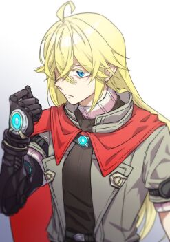 1boy ahoge belt blonde_hair blue_eyes cape clenched_hand closed_mouth coat colored_eyelashes crossed_bangs frown gradient_background grey_belt grey_coat hair_between_eyes hand_up kaon_solu long_hair male_focus mechanical_arms open_clothes open_coat red_cape short_sleeves shulk_(xenoblade) single_mechanical_arm solo split_mouth xenoblade_chronicles_(series) xenoblade_chronicles_3 xenoblade_chronicles_3:_future_redeemed