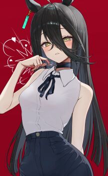 1girl absurdres ahoge amasa_(ama_sa3) animal_ears black_choker black_hair black_ribbon black_shorts blush chainsaw_man choker collared_shirt cosplay dress ear_tag earrings hair_between_eyes heart highres horse_ears horse_girl jewelry long_bangs long_hair long_hair_between_eyes looking_at_viewer manhattan_cafe_(umamusume) multicolored_hair neck_ribbon parted_lips red_background reze_(chainsaw_man) reze_(chainsaw_man)_(cosplay) ribbon shirt shirt_tucked_in shorts simple_background single_earring sleeveless sleeveless_dress sleeveless_shirt solo umamusume very_long_hair white_shirt yellow_eyes