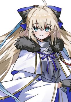1girl aesc_(fate) aesc_(savior)_(fate) ahoge armor black_bow black_gloves blonde_hair blue_bow blue_eyes bow breastplate cape fate/grand_order fate_(series) fur_trim gloves hair_bow long_hair long_sleeves smile solo syst098 white_cape