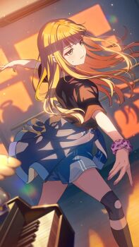 Rule 34 | 1girl, blonde hair, clothes around waist, gakuen idolmaster, game cg, green eyes, idolmaster, instrument, multicolored hair, nail polish, official art, orange hair, piano, scrunchie, shiun sumika, solo, sweater, sweater around waist, wrist scrunchie