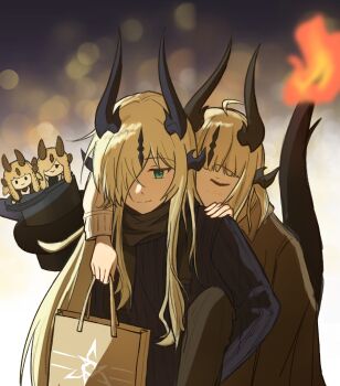 2girls absurdres ahoge arknights bag behind_another black_horns black_sweater black_tail blonde_hair blurry bokeh brown_jacket carrying character_doll closed_eyes closed_mouth depth_of_field doll fengqing28451 fire flame-tipped_tail green_eyes hair_over_one_eye hand_on_another&#039;s_shoulder highres holding horns jacket leaning leaning_on_person long_hair long_sleeves multiple_girls necrass_(arknights) one_eye_covered outdoors paper_bag piggyback reed_(arknights) siblings sisters smile sweater tail tail_raised turtleneck turtleneck_sweater