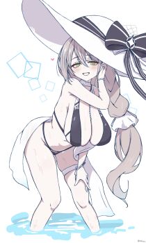 1006kbps 1girl absurdres aquila_(azur_lane) aquila_(sardegnian_shallows_and_sunshine)_(azur_lane) azur_lane bikini black_bikini black_bow bow braid breasts choker commentary_request green_eyes grey_hair hat hat_bow heart highres large_breasts long_hair looking_at_viewer navel official_alternate_costume partially_submerged simple_background single_braid smile sun_hat swimsuit thigh_strap white_background white_choker white_hat
