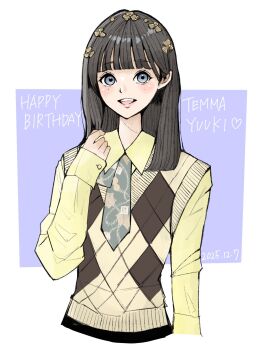 Rule 34 | 1girl, argyle clothes, argyle sweater vest, arm at side, black hair, blue eyes, blunt bangs, blush, brown sweater vest, character name, collared shirt, commentary request, cropped arms, cropped torso, dated, flower, green necktie, hair flower, hair ornament, hand up, happy birthday, heart, highres, long hair, looking at viewer, mole, mole under eye, necktie, open mouth, purple background, real life, sally (allogkk), shirt, sleeves past wrists, smile, solo, sweater, sweater vest, teeth, temma yuuki, two-tone background, upper body, upper teeth only, voice actor, white background, yellow flower, yellow shirt