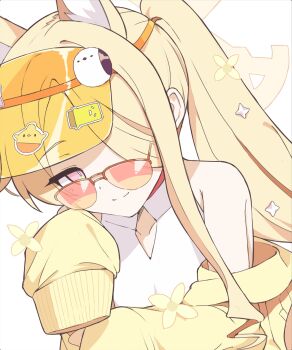 1girl above-cleavage_cutout animal_ear_fluff animal_ears bare_shoulders blonde_hair blue_archive bright_pupils cardigan closed_mouth clothing_cutout commentary_request diamond_cutout dutch_angle extra_ears fox_ears fox_girl hair_over_one_eye halo hand_up highres holy-san_(makuu) long_hair looking_at_viewer multicolored_eyes official_alternate_costume official_alternate_hairstyle one-piece_swimsuit one_eye_covered open_cardigan open_clothes orange-tinted_eyewear parted_bangs pink_eyes ponytail seia_(blue_archive) seia_(swimsuit)_(blue_archive) sidelocks simple_background sleeves_past_fingers sleeves_past_wrists slit_pupils smile solo split_mouth sunglasses swimsuit tinted_eyewear two-tone_eyes upper_body upturned_eyes very_long_hair visor_cap white_background white_one-piece_swimsuit white_pupils yellow_cardigan yellow_halo