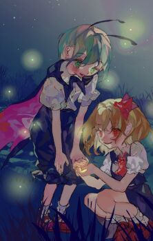 2girls antennae black_cape black_shorts black_skirt black_vest blonde_hair blush bow cape collared_shirt commentary_request fireflies full_body grass green_eyes green_hair grey_sky hair_bow highres looking_at_another mary_janes multiple_girls night open_mouth outdoors puffy_short_sleeves puffy_sleeves red_bow red_cape red_eyes red_shoes rumia shinjitsu_no_kuchi shirt shoes short_hair short_sleeves shorts skirt skirt_set sky smile socks squatting star_(sky) starry_sky touhou two-sided_cape two-sided_fabric vest white_shirt white_socks wriggle_nightbug