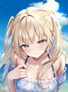 1girl bare_shoulders beach bikini blonde_hair blue_bikini blue_sky blush breasts class_no_quarter_bishoujo_ga_gimai_ni_natta._shiranai_uchi_ni_kudoiteta. cleavage closed_mouth cloud collarbone commentary_request green_eyes highres large_breasts looking_at_viewer nanase_chloe ocean outdoors sky smile solo swimsuit two_side_up upper_body water yugaa