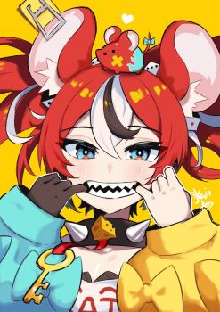 1girl animal_ears black_gloves black_hair blue_eyes cheese collar dice_hair_ornament food gloves hair_between_eyes hair_ornament hakos_baelz hakos_baelz_(1st_costume) hololive hololive_english jkevin_art long_hair long_sleeves looking_at_viewer mouse_ears mouse_girl mousetrap mr._squeaks_(hakos_baelz) open_mouth red_hair sharp_teeth simple_background single_glove sliced_cheese smile solo spiked_collar spikes teeth virtual_youtuber white_hair yellow_background