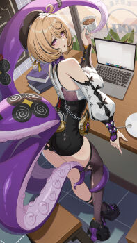 1girl absurdres ass asymmetrical_shorts bare_shoulders black_unitard blonde_hair breasts chinese_commentary choker commentary_request computer cup full_body garter_straps hat high-waist_shorts highres key key_choker laptop large_breasts looking_at_viewer mole mole_under_mouth purple_eyes rx-c short_hair shorts single_garter_strap solo standing suction_cups teacup tentacle_girl tentacle_tail tentacles thiren yidhari_murphy zenless_zone_zero