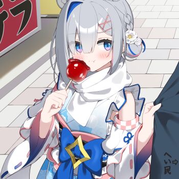1girl :t amane_kanata amane_kanata_(new_year) blue_bow blue_eyes blue_hair blue_kimono bow candy_apple commentary_request detached_sleeves food frown gradient_clothes gradient_eyes grey_hair hair_bun highres holding holding_food holding_sleeve hololive japanese_clothes kimono long_sleeves looking_to_the_side multicolored_eyes multicolored_hair outdoors pink_eyes scarf single_hair_intake single_side_bun sleeveless sleeveless_kimono streaked_hair upper_body virtual_youtuber white_scarf wide_sleeves yoru_no_yayoi