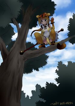1girl animal_ears bare_shoulders black_trim blonde_hair blush bracelet brown_eyes elbow_gloves from_below gloves golden_snub-nosed_monkey_(kemono_friends) hair_between_eyes high_collar jewelry kemono_friends leotard long_hair looking_at_viewer monkey_ears monkey_girl monkey_tail multicolored_hair multicolored_leotard nyororiso_(muyaa) pleated_skirt ponytail showgirl_skirt sidelocks skirt sleeveless smile solo staff tail thighhighs tree two-tone_leotard waving white_leotard white_skirt yellow_gloves yellow_leotard yellow_thighhighs