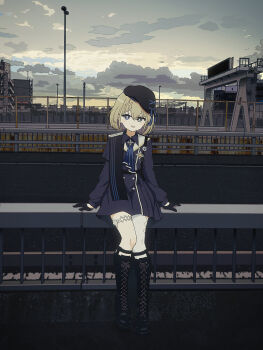 1girl absurdres against_railing ascot beret black_boots black_dress black_gloves black_hat blonde_hair blue_eyes boots buttons cloud cloudy_sky commentary_request double-breasted dress gloves hakushiro_tsukumo half_gloves hat highres indie_virtual_youtuber knee_boots lace-up_boots looking_at_another looking_at_viewer nkymyura outdoors railing road short_hair single_thighhigh sky smile solo thigh_strap thighhighs virtual_youtuber