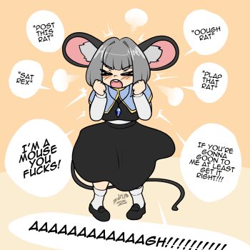 >_< 1girl animal_ear_fluff animal_ears black_shoes blue_capelet blush capelet clenched_hands closed_eyes commentary english_commentary english_text facing_viewer full_body grey_hair hair_intakes highres jewelry long_sleeves mouse_ears mouse_girl mouse_tail nazrin open_mouth orange_background pendant puff_of_air shoes short_hair signature socks solo speech_bubble standing tail teeth touhou upper_teeth_only v-shaped_eyebrows white_socks zedrin