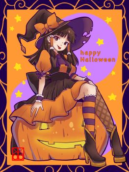 1girl black_hair black_hat bow dress hakurei_reimu halloween hat hat_bow highres looking_at_viewer nene_(kuroear99) pumpkin sitting smile socks solo striped_clothes striped_socks tongue tongue_out touhou witch_hat yellow_dress