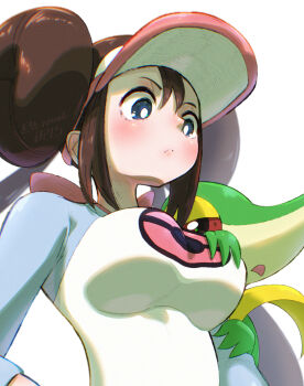 1girl blue_eyes blue_shirt breasts bright_pupils brown_hair clinging commentary_request donut_hair_bun double_bun from_below gen_5_pokemon h_renah hair_bun highres large_breasts nintendo poke_ball_print pokemon pokemon_(creature) pokemon_bw2 raglan_sleeves rosa_(pokemon) shirt simple_background snivy two-tone_shirt upper_body visor_cap white_background white_pupils white_shirt