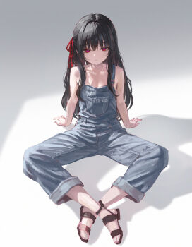 1girl alternate_costume arm_support bare_shoulders black_hair blue_overalls breasts chisa_(wuthering_waves) cleavage closed_mouth collarbone commentary crossed_ankles ddcc0123 english_commentary from_above grey_background hair_ribbon highres looking_at_viewer medium_breasts mole mole_under_eye open-toe_shoes overalls pants pants_rolled_up red_eyes red_ribbon ribbon sandals simple_background sitting solo wuthering_waves