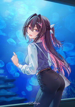 1girl absurdres alternate_costume aquarium ass azki_(hololive) bag black_hair blue_vest braid collared_shirt colored_inner_hair commentary double-parted_bangs hair_between_eyes hair_intakes hair_ornament hairclip half_up_half_down_braid highres hololive indoors long_hair long_sleeves looking_at_viewer looking_back mole mole_under_eye multicolored_hair open_mouth pink_hair pinstripe_pattern pinstripe_vest puffy_long_sleeves puffy_sleeves purple_eyes shirt shoulder_bag sidelocks solo standing streaked_hair symbol-only_commentary very_long_hair vest virtual_youtuber white_hair white_shirt zakimpo