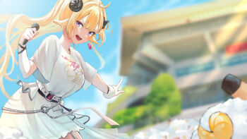 1girl ahoge animal_ears blonde_hair blue_sky commentary_request highres holding holding_microphone hololive horns long_hair looking_at_viewer microphone official_alternate_costume outdoors ponytail purple_eyes risai sheep_ears sheep_girl sheep_horns shirt skirt sky tree tsunomaki_watame tsunomaki_watame_(watame_night_fever!!) virtual_youtuber watamate white_shirt white_skirt