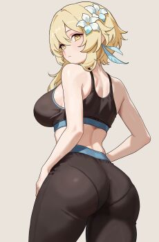 1girl absurdres armpit_crease ass back black_pants black_sports_bra blonde_hair breasts commentary cowboy_shot english_commentary flower from_behind genshin_impact grey_background hair_flower hair_ornament highres large_breasts looking_back lumine_(genshin_impact) midriff pants pantylines short_hair sidelocks simple_background solo sports_bra thejx_063 yellow_eyes yoga_pants