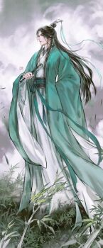 Rule 34 | 1boy, absurdres, arm behind back, black hair, chinese clothes, cloud, cloudy sky, commentary request, curtained hair, day, falling leaves, floating hair, folded fan, folding fan, full body, furisode sleeves, green eyes, green robe, green sash, half updo, hand fan, hanfu, highres, holding, holding fan, leaf, light particles, long hair, long sleeves, looking to the side, male focus, on grass, outdoors, parted bangs, parted lips, renzha fanpai zijiu xitong, ribboned xiao guan, robe, sash, shen qingqiu, sky, solo, standing, very long hair, white hanfu, wide sleeves, yunchuan 1013