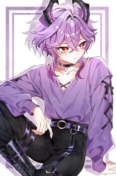 black_boots black_choker black_pants boots choker commentary_request dragon_boy dragon_horns genshin_impact highres horns knee_up kuro774_n light_blush long_sleeves looking_to_the_side mini_durin_(genshin_impact) mini_durin_(human)_(genshin_impact) multicolored_eyes multicolored_hair pants sitting