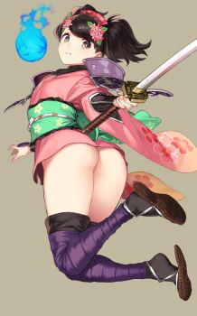 1girl 92m armor ass black_hair blush breasts brown_eyes comb floral_print flower hair_flower hair_ornament highres hitodama japanese_armor japanese_clothes katana kimono kote legs long_sleeves looking_at_viewer medium_hair momohime obi oboro_muramasa pink_kimono purple_thighhighs sandals sash short_kimono shoulder_armor small_breasts sode solo sword thighhighs weapon wide_sleeves