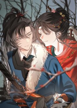 1boy 1girl arm_armor bare_tree bi'an_heales. black_hair blue_eyes blue_robe blurry blurry_foreground branch cheng_heguang chinese_clothes chinese_commentary commentary_request eye_contact facial_mark forehead_mark fur-trimmed_robe fur_trim grey_sky hair_branch hair_bun hanfu highres long_hair looking_at_another looking_to_the_side paper_heron ponytail profile red_hanfu reverse:1999 robe sky smile tree upper_body