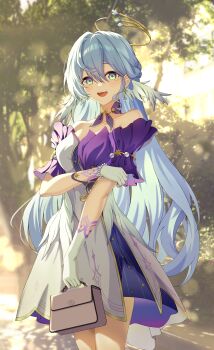 1girl :d absurdres bag bare_shoulders bead_bracelet beads blue_hair bracelet breasts commentary cowboy_shot detached_sleeves dress earrings gloves green_eyes hair_between_eyes halo hameln_11 head_wings highres holding holding_bag honkai:_star_rail honkai_(series) jewelry long_hair looking_at_viewer off-shoulder_dress off_shoulder open_mouth outdoors purple_dress robin_(honkai:_star_rail) short_sleeves smile solo standing strapless strapless_dress teeth tree upper_teeth_only very_long_hair white_dress white_gloves wings