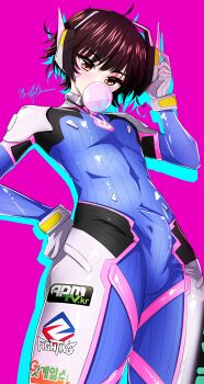 Rule 34 | 1boy, absurdres, blowing bubble gum, bodysuit, brown eyes, brown hair, bulge, chewing gum, commentary, d.va (overwatch), from below, genderswap, genderswap (ftm), gloves, headphones, highres, male focus, marky evan, overwatch, pink background, short hair, simple background, skin tight, solo, thighs, white gloves