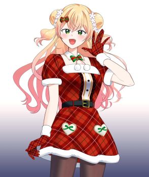 1girl alternate_costume bell belt black_belt blonde_hair blush bow bowtie breasts brown_thighhighs christmas collar commentary cowboy_shot detached_collar double_bun dress fang flower fur-trimmed_dress fur-trimmed_gloves fur_trim gloves gradient_background gradient_hair green_eyes grey_background hair_bun hair_flower hair_ornament hand_up hololive jingle_bell long_hair looking_at_viewer momosuzu_nene multicolored_hair neck_bell official_alternate_costume open_mouth orange_bow orange_bowtie pantyhose pink_hair plaid_clothes plaid_dress plaid_gloves pom_pom_(clothes) red_dress red_gloves short_sleeves sidelocks smile solo symbol-only_commentary thighhighs two_side_up uuoftn virtual_youtuber waving white_background white_collar