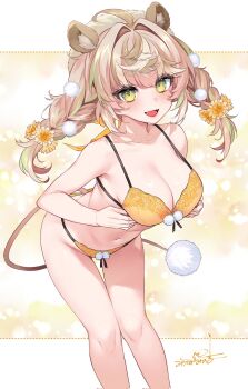 1girl ahoge animal_ear_fluff animal_ears bikini blonde_hair blush boucing braid breast_lift breasts brown_streaks chromashift cleavage commentary commission daisy_dandelion english_commentary fangs flower green_eyes green_streaks hair_flower hair_intakes hair_ornament highres large_breasts leaning_forward lion_ears lion_girl lion_tail long_hair looking_at_viewer mitsuba_minoru multicolored_hair navel open_mouth pom_pom_(clothes) second-party_source signature solo standing streaked_hair swimsuit tail twin_braids virtual_youtuber yellow_bikini