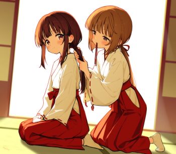 2girls absurdres brown_eyes brown_hair closed_mouth commentary_request full_body hair_tie_in_mouth hakama hakama_skirt highres idolmaster idolmaster_cinderella_girls japanese_clothes jia_wenyuan kimono long_hair long_sleeves looking_at_another low_ponytail mouth_hold multiple_girls no_shoes ogata_chieri ponytail red_hakama ribbon-trimmed_sleeves ribbon_trim sidelocks sitting skirt smile tabi tying_another's_hair white_kimono wide_sleeves yorita_yoshino