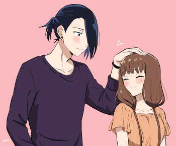 Rule 34 | 1boy, 1girl, absurdres, black hair, black shirt, blush, brown hair, brown shirt, closed eyes, earrings, hair over one eye, headpat, highres, iino miko, ishigami yuu, jewelry, kaguya-sama wa kokurasetai ~tensai-tachi no renai zunousen~, long hair, long sleeves, nana (7kah), pink background, ponytail, shirt, short sleeves, simple background