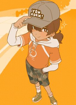 1boy arm_up baseball_cap bright_pupils brown_eyes brown_hair camouflage camouflage_shorts closed_mouth commentary dark-skinned_male dark_skin green_shoes grey_hat hat highres hood hood_down hoodie kel_(birthday)_(omori) kel_(faraway)_(omori) kel_(omori) leg_hair long_sleeves looking_at_viewer low_ponytail male_focus mewowem_omo omori orange_hoodie ponytail shoes short_hair short_ponytail shorts smile sneakers socks solo symbol-only_commentary white_pupils white_socks