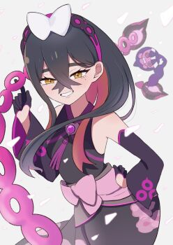 1girl @_@ bare_shoulders black_dress black_hair blush bow breasts carmine_(pokemon) carmine_(sygna_suit)_(pokemon) commentary_request crossed_bangs detached_sleeves dress gloves grin hair_between_eyes hair_bow hairband hasu_175 highres long_hair long_sleeves looking_at_viewer mole mole_under_eye nintendo official_alternate_costume open_mouth pecharunt pokemon pokemon_(creature) pokemon_masters_ex purple_hairband skirt sleeveless sleeveless_dress smile teeth white_bow yellow_eyes