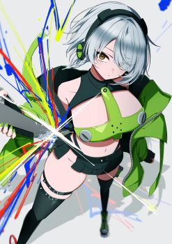 1girl adapted_costume anby_demara black_gloves black_skirt black_thighhighs braid braided_sidelock breasts cleavage closed_mouth collarbone commentary_request fingerless_gloves from_above gloves green_jacket green_nails green_shoes grey_background grey_hair gunjou_desu! headphones highres holding holding_sword holding_weapon jacket looking_at_viewer midriff navel orange_eyes shoes short_hair single_bare_shoulder skindentation skirt solo sparkle sword thigh_strap thighhighs weapon zenless_zone_zero zipper