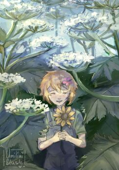 1boy alternate_costume artist_name basil_(faraway)_(omori) basil_(omori) blonde_hair blue_overalls blush closed_eyes double-parted_bangs flower green_shirt hair_between_eyes hair_flower hair_ornament highres holding holding_flower male_focus omori open_mouth overalls shirt short_sleeves sidelocks smile solo sunflower umilini2