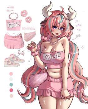 1girl ahoge alternate_costume bag bare_arms bare_shoulders blue_hair breasts cleavage clothes_writing commentary cowboy_shot crop_top english_commentary genshin_impact hair_intakes handbag highres horns jewelry large_breasts long_hair looking_at_viewer midriff miniskirt multicolored_hair nail_polish navel necklace open_mouth pink_hair pink_nails pink_skirt purple_eyes she-a_(shiasstudy) simple_background skirt solo standing stomach strapless streaked_hair thighs tube_top varesa_(genshin_impact) very_long_hair white_background