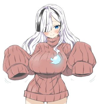 1girl absurdres ahoge alternate_costume black_hair blue_eyes blush breasts brown_sweater closed_mouth commentary_request cowboy_shot first_stage_production gwvyhfodjflq0ie hair_over_one_eye highres large_breasts long_hair long_sleeves looking_at_viewer multicolored_hair ribbed_sweater simple_background sleeves_past_fingers sleeves_past_wrists smile solo streaked_hair sweater turtleneck turtleneck_sweater two-tone_hair virtual_youtuber white_background white_hair yuyu_yura