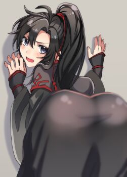 1boy against_wall ahoge androgynous aslle ass ass_focus bent_over black_hair black_hanfu blush chinese_clothes commentary_request from_behind hair_between_eyes hair_ribbon hanfu highres long_hair long_sleeves looking_at_viewer looking_back male_focus modao_zushi open_mouth ponytail purple_eyes red_ribbon ribbon robe sidelocks simple_background sleeves_past_wrists solo trap wei_wuxian wide_sleeves