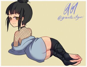 1girl absurdres artist_logo artist_name ass back black_hair black_shirt black_thighhighs blue_kimono brown_eyes closed_mouth clothes_pull eyebrows eyelashes female_focus fishnet_top fishnets full_body greatestgori hair_bun highres huge_filesize japanese_clothes kimono kimono_pull kunoichi_tsubaki_no_mune_no_uchi light_blush logo loli long_sleeves looking_at_viewer looking_back lying mokuren_(kunoichi_tsubaki_no_mune_no_uchi) on_side shirt short_hair short_kimono simple_background smile solo thighhighs thighs toeless_legwear toes yellow_background
