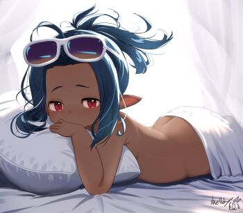 1girl dark-skinned_female dark_skin eyewear_on_head final_fantasy final_fantasy_xiv highres lalafell looking_at_viewer lying nude on_stomach pillow pointy_ears red_eyes shelldy solo